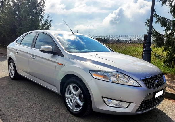 Ford Mondeo cena 27700 przebieg: 150000, rok produkcji 2009 z Ciechocinek małe 742